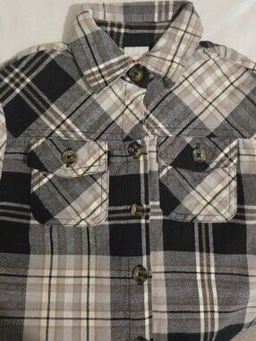 Wonder Nation, Cream, Gray & Black Plaid Button-Front Kids Shirt. 4T